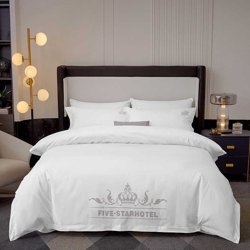 El Crown Hotel