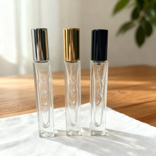 ���OӋ10ml���ĈD�������ˮƿ�������F��ƿ���б�y���bƿ