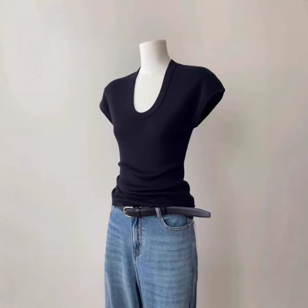 Áo thun nữ cổ tròn tay ngắn chất liệu Tencel ôm nhẹ form chuẩn — đen chi tiết 1