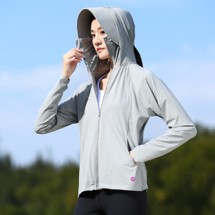 25 New Style Sunscreen Clothing Women's Original Yarn Anti-UV Breathable Ice Skin Clothing Removable Big Hat Brim Sunscreen Clothing for Men