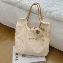 �nϵ���e���������ذ�Ψ��ӡ���r�г����p��μ�Ҹ�°������Ů��