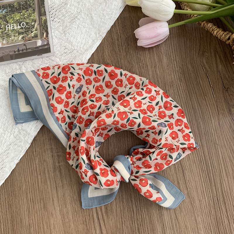 Pañuelo cuadrado pequeño, bufanda de seda, pañuelo floral de moda de verano para mujer, cinturón para el cabello de estilo pastoral, bufanda pequeña de alta calidad, accesorios para el cabello multifuncionales