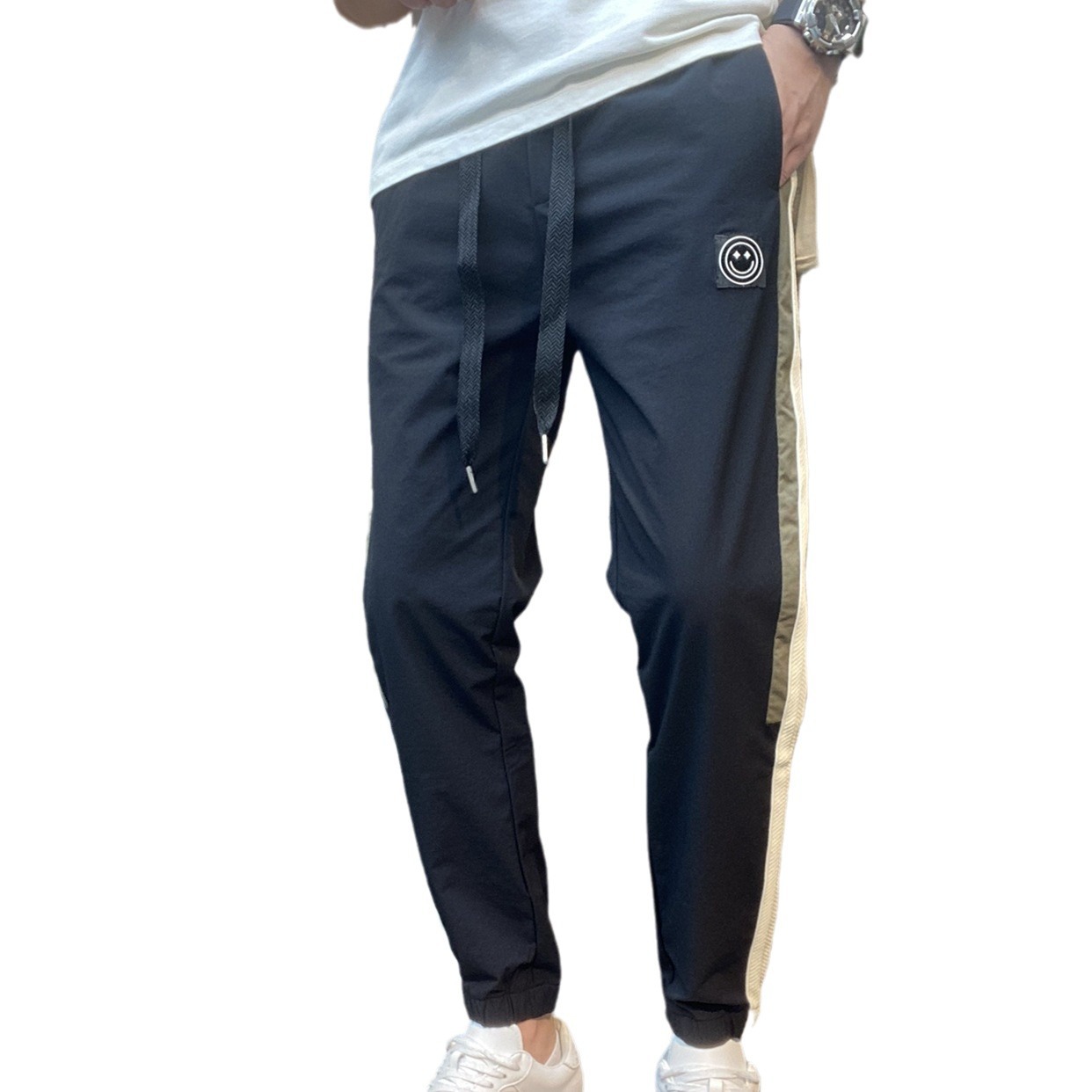 Frühling und Sommer neue Herren-Freizeithose mit diagonalem Stoff, schmal geschnittene Sporthose mit kleinem Bein, schwarzer Jugendknöchel_voghion.com