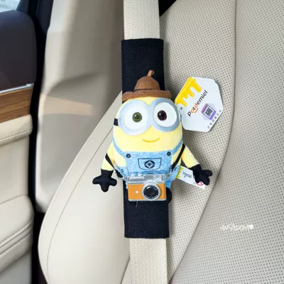 Sürətlər qutusu və əl tormozu başlıqları, Authentic Minions Car Seatbelt - shoulder-pads-black-linen-shoulder-pad-official-photographer-bob-single
