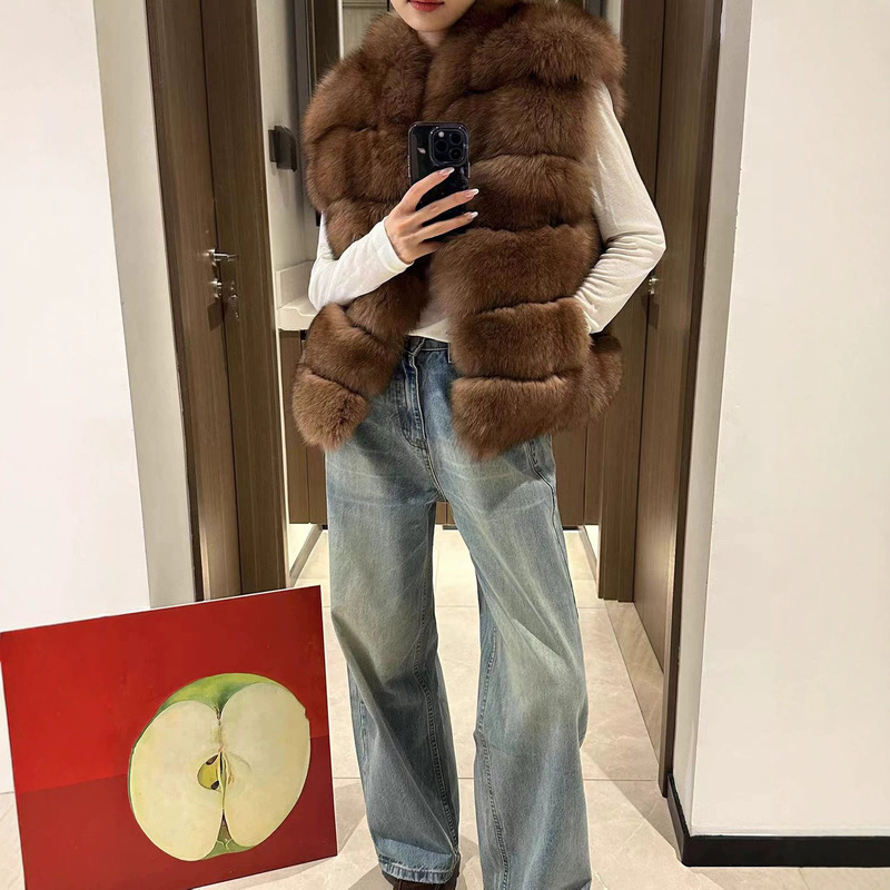 New autumn and winter high-end fashionable eco-friendly fox fur coat for women, stylish slim-fit thickened fox fur vest