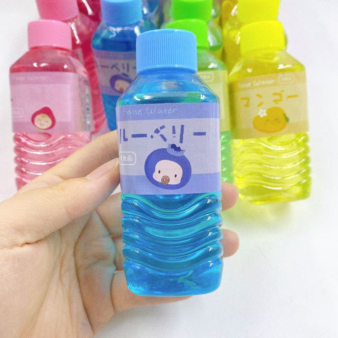 Botellas de agua transparentes falsas botellas de agua mineral falsas botellas de barro espumoso juguetes de descompresión de color goma espumosa de alta permeabilidad