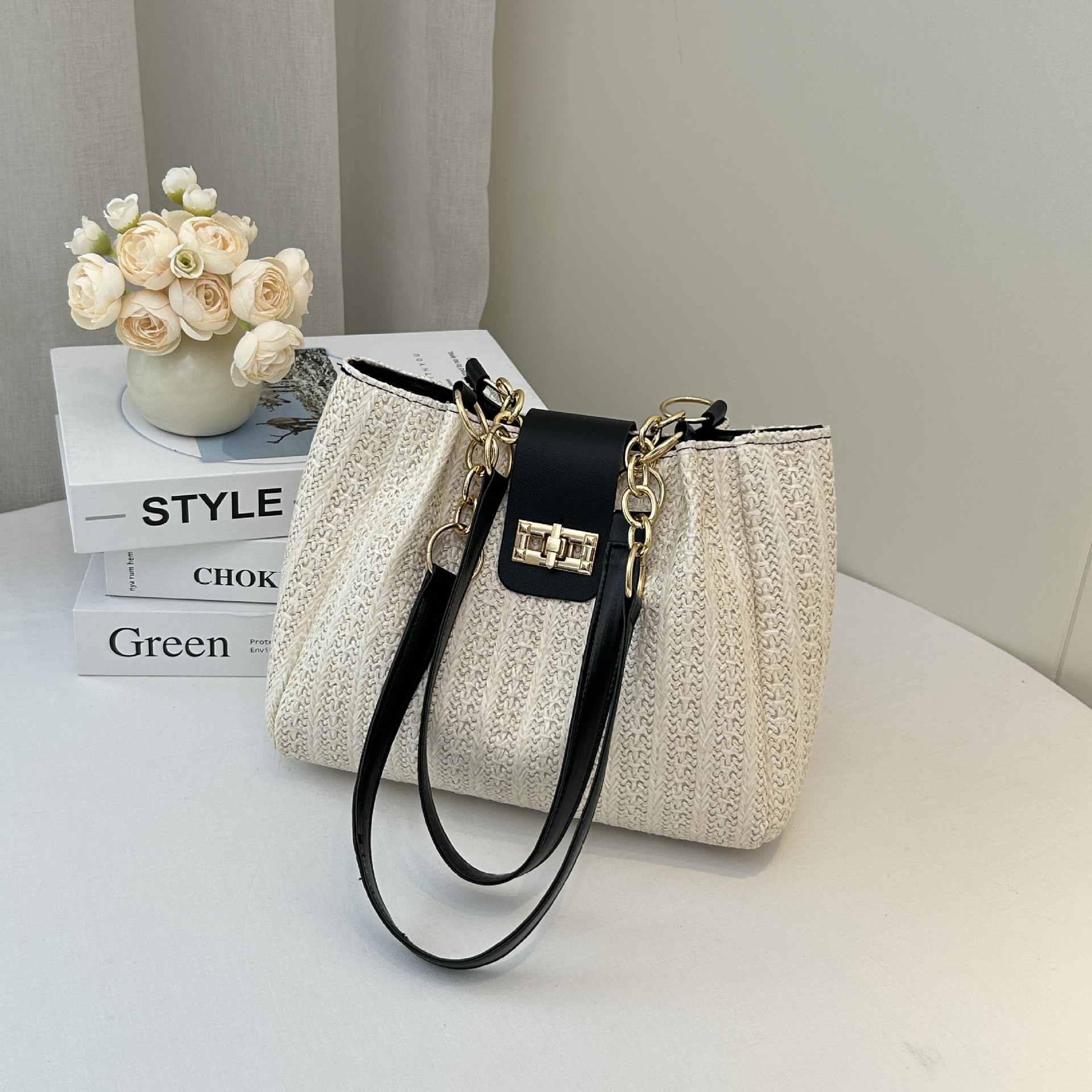 Bolsas de tejido transfronterizas de mujeres 2025 nueva bolsa de hombro de gran capacidad bolsa de vacaciones de playa bolsa de paja al por mayor