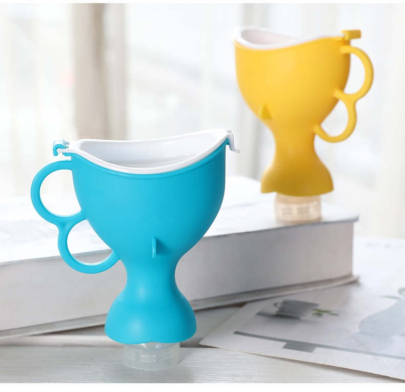 Car PP urinal unisex high-speed traffic jam emergency Side children elderly urinal travel artifact