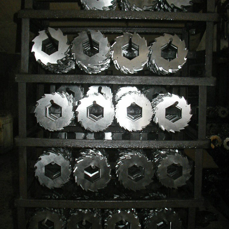 上海工厂对外提供特种燕尾A8钢污水处理池粉碎机专用刀片高精度