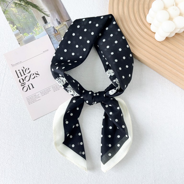 ¡Deja tu propio dinero! Mezcla de algodón puro de seda Los bloggers coreanos recomiendan ins Pañuelo de seda de flores de anacardo literario retro Pañuelo cuadrado pequeño