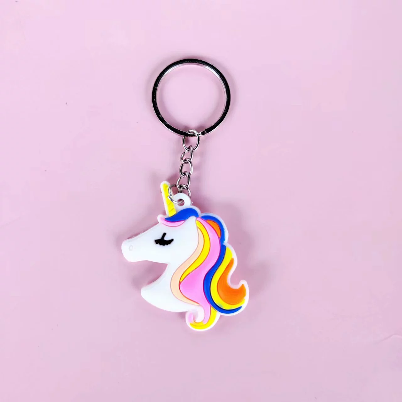 Брелок из ПВХ, радужная подвеска из мягкой резины, украшения, игрушка, новая коллекция, городской стиль, единорог, подарок на день рождения