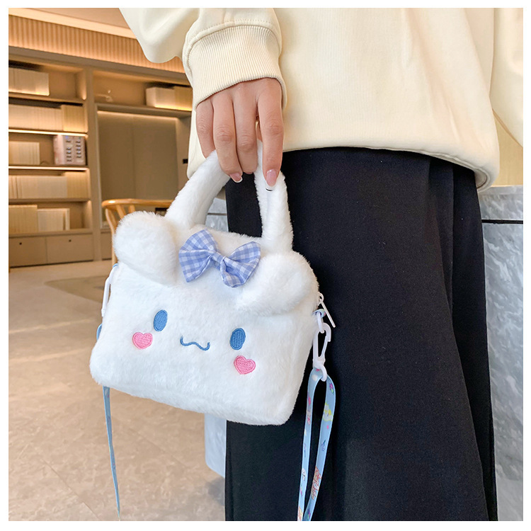 メーカー卸売ベルベットバッグ玩具クロミ斜めショルダーバッグいちご熊ぬいぐるみ日系ハンドバッグサンリオ|undefined