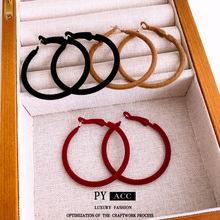 �й��L�y�ֲ�q�A�ε������h���s�r�аٴ��Ȧ�OӋ��С�����ض��