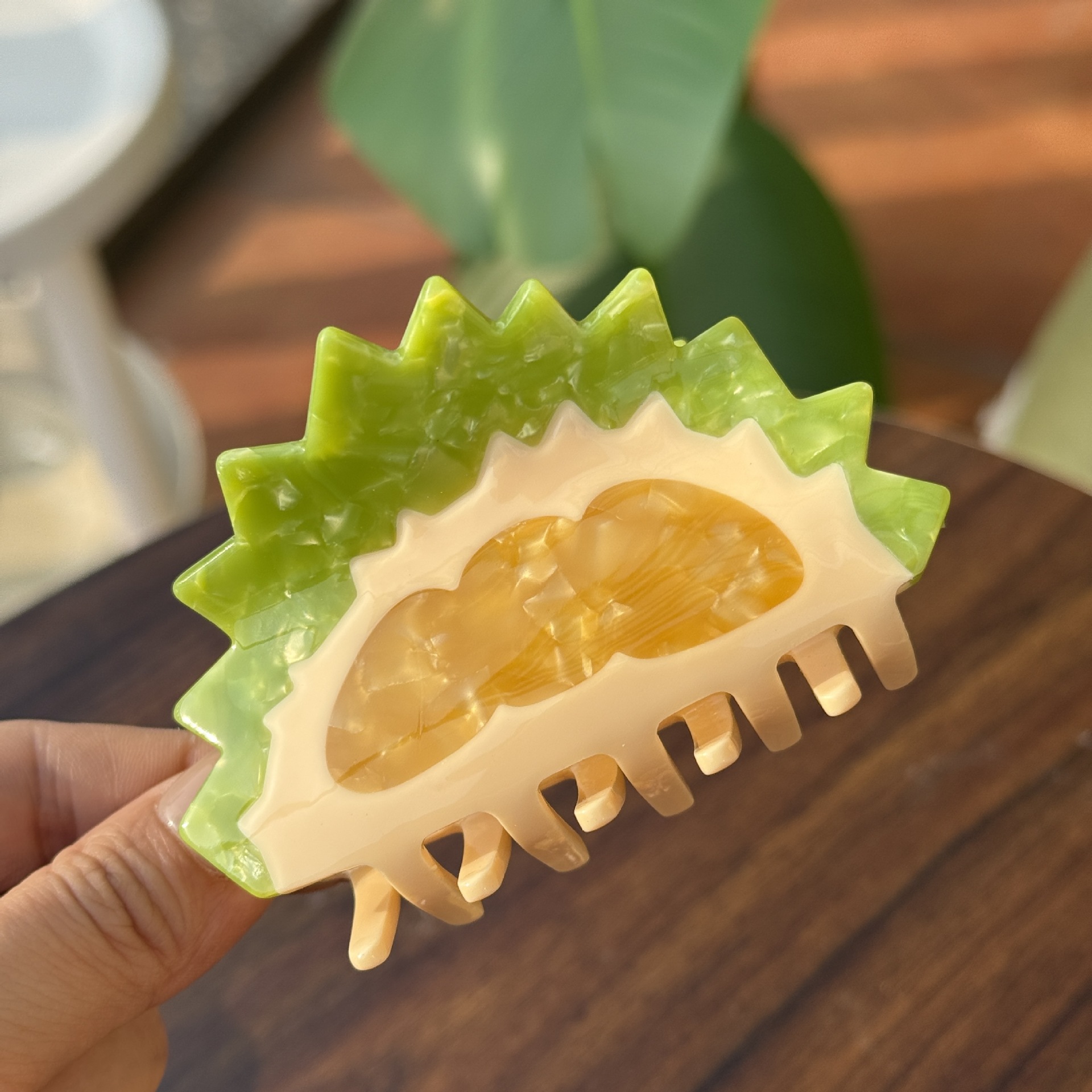 55g Weight Hair Claws Hair Accessories Type 1 Piece Quantity Casual, Daily Occasion Acetic acid sheets Material Durian, Strawberry Pattern All Seasons Season Women's Gender Cute Style Cute Women's Durian Strawberry Acetic Acid Sheets Hair Claws 6