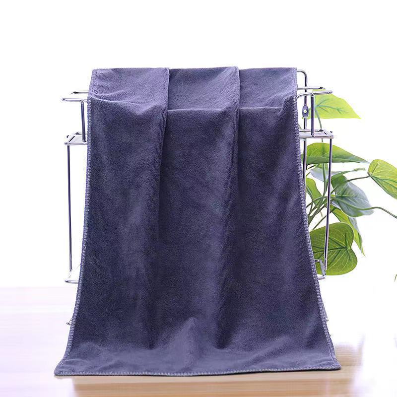 회색