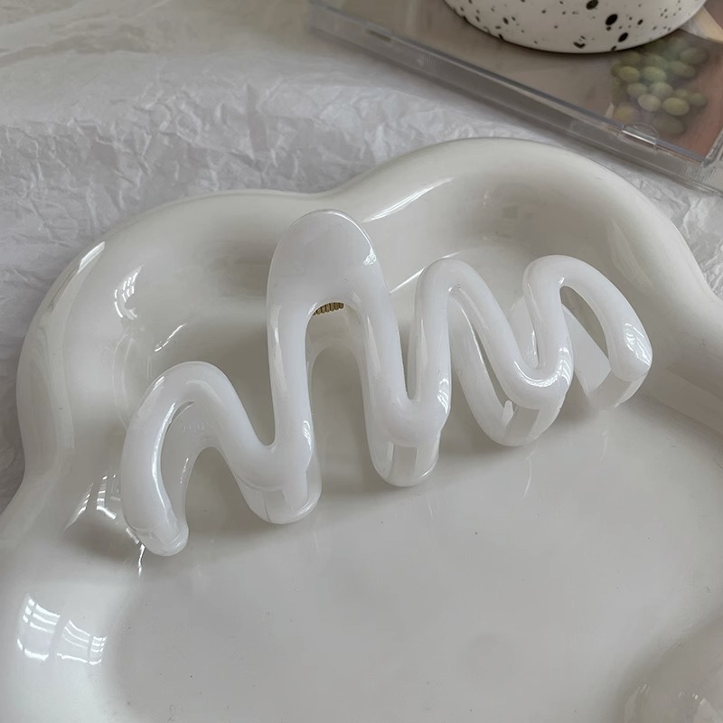 Accesorios para el cabello de pinza de tiburón de acrílico grande de Corea, clip de agarre para el cabello de disco simple, tocado de horquilla de cabeza femenina al por mayor