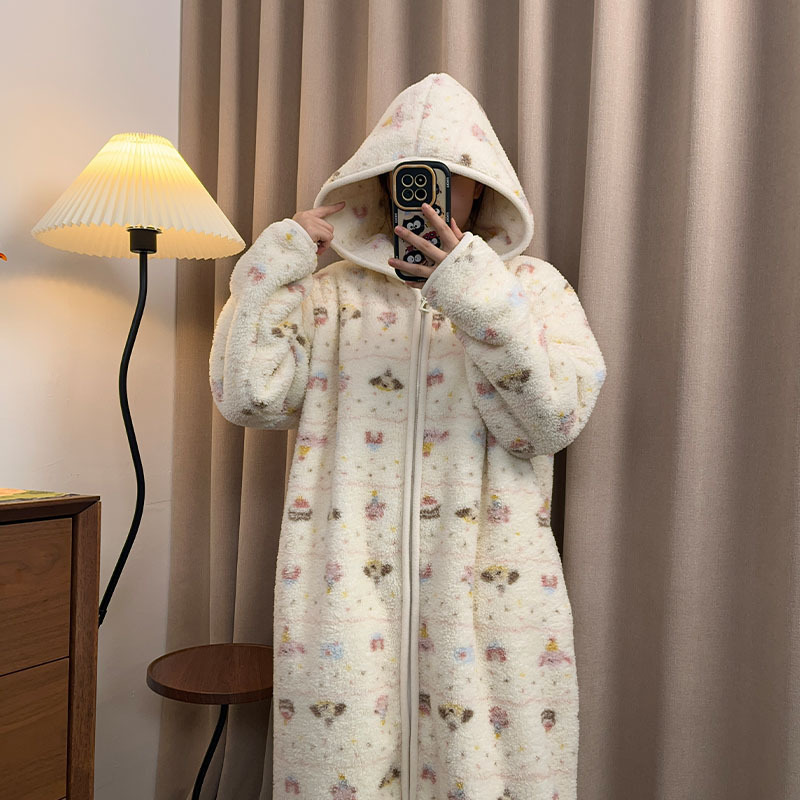 Soft Fair Isle minky fleece robe for women, hooded, zippered, long style, cozy and lazy, suitable for home wear and can be worn outside Soft Fair Isle minky fleece robe for women, hooded, zippered, long style, cozy and lazy, suitable for home wear and can be worn outside