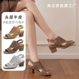 女式休闲单鞋;女式皮靴;平底拖鞋