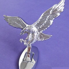 自動車フロントカバー装飾立体車標識個性合金機関車頭飛鷹立標3d鷹金属車頭標