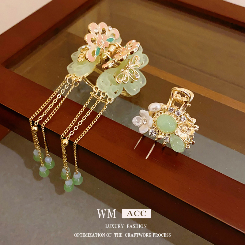 Flores de goteo de aceite Xiangyun perlas bordas clip de agarre nuevo clip de tiburón de estilo chino detrás de la cabeza de alta sensación adornamiento para el cabello de la marea nacional image 3