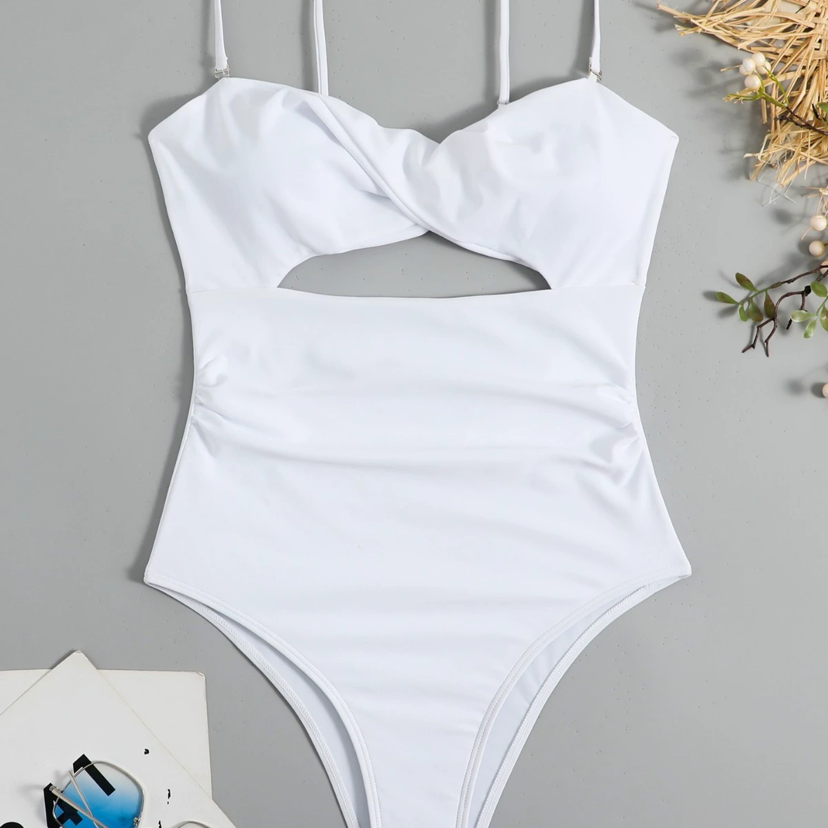 Colored swimwear, supporting bodysuit, European style, 24 years, Amazon