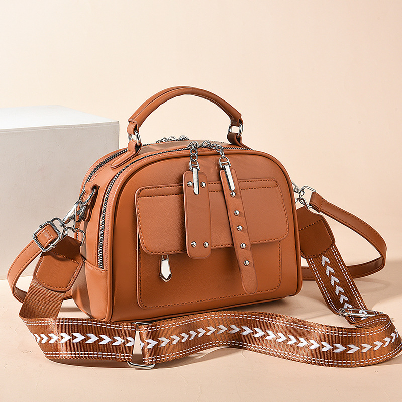 Comercio exterior de la explosión de la bolsa de primavera de la nueva explosión de un solo hombro 2025 bolso de mano portátil fabricantes de moda femenina