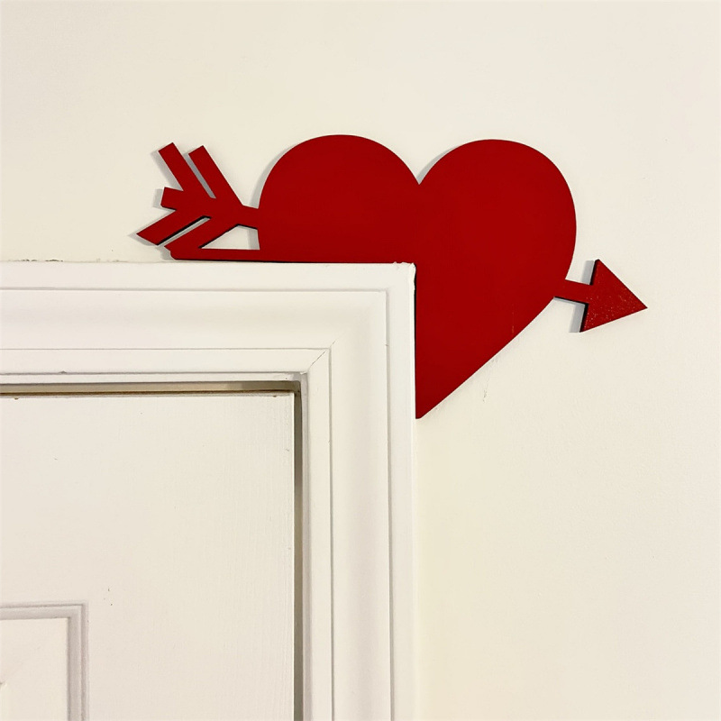 하트 A-왼쪽 문틀을 관통하는 화살