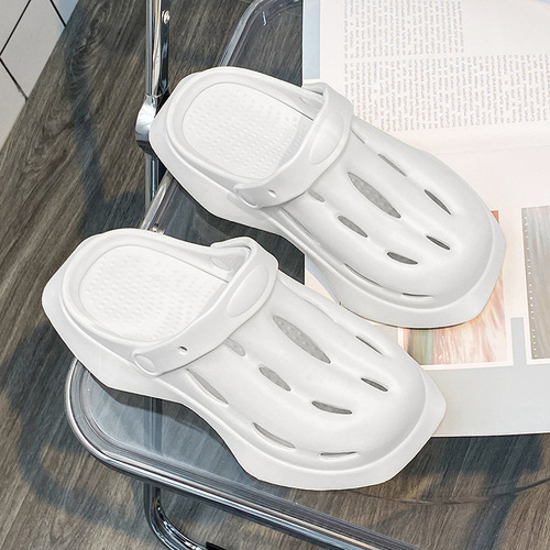 Cross-border EVA Crocs 2024 new beach sandals for couples to drag on behalf of men when they go out