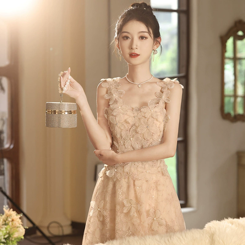 Вечернее платье для женщин 2025: новое, в стиле феи, французское, без бретелек, для выпускного вечера/помолвки, легкое люксовое, нишевое, высококачественное, с цветочным узором