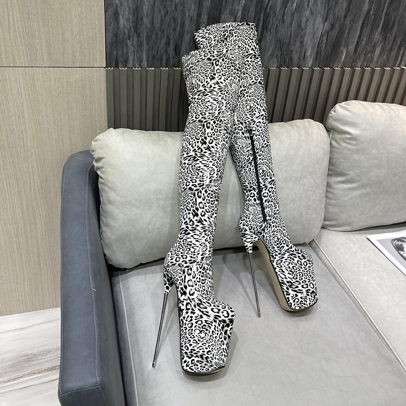 Boot nữ cổ cao quá gối họa tiết da báo mũi tròn khóa kéo gót thép 19 cm — Màu trắng chi tiết 9