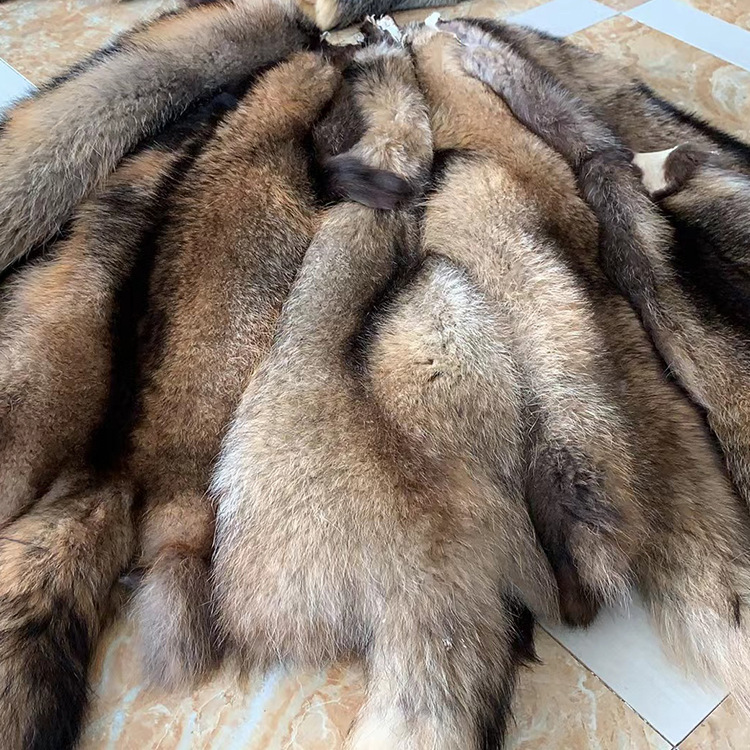 齐毛齐针貉子皮加工皮草毛球辅料做皮草帽条批发派克服内胆皮草