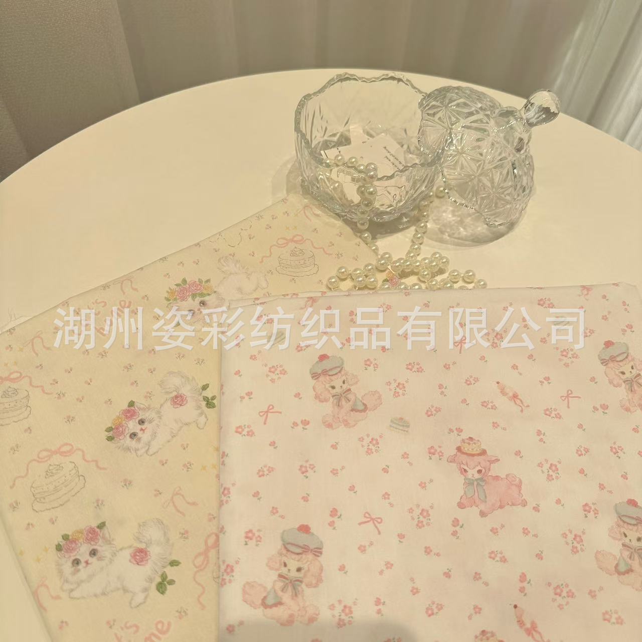 全棉40支数码印花  粉底碎花蝴蝶结贵妇猫猫 连衣裙童装女装衬衫