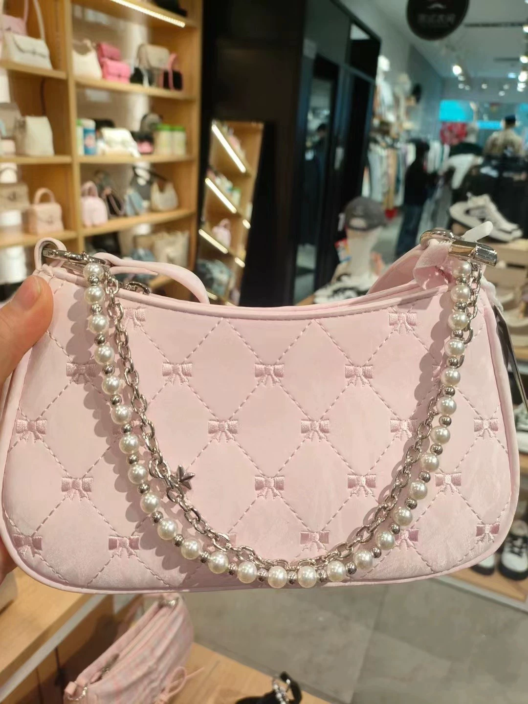 Fuchsia shoulder bag, metal underarm bag with diamond pattern, one-shoulder bag