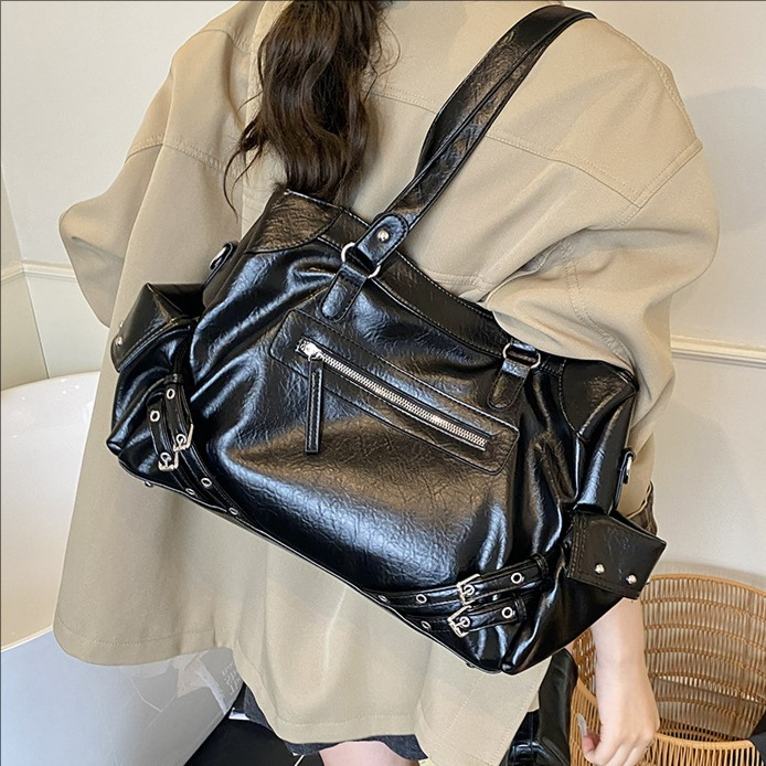 Nicho coreano Zhongyuan locomotora bolsa de mano europea y americana chica caliente bolsa de mano mujer gran capacidad de viaje mochila de hombro