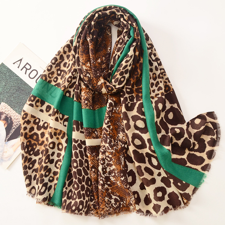 Exportación de comercio exterior estilo europeo y americano estampado de leopardo costura suave Lino algodón y lino sensación bufanda de las mujeres otoño e invierno cálido chal decorativo