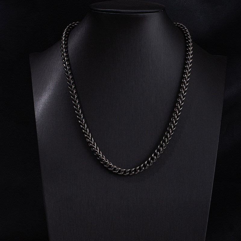 Collier en titane inaltérable pour homme, chaîne cubaine épaisse en acier inoxydable, style hip-hop tendance. Bijou stylé et original._voghion.com