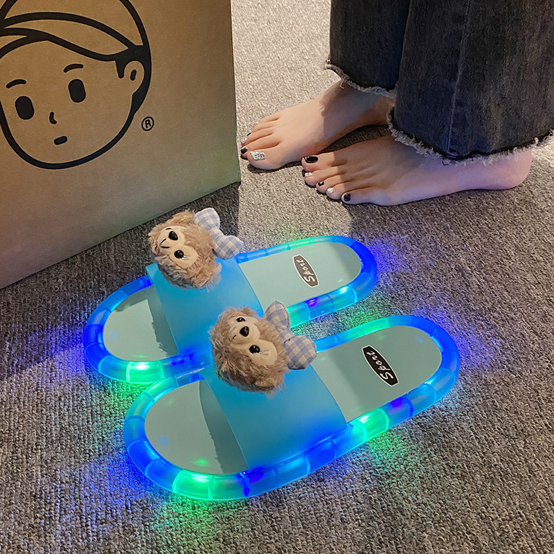 2025 trendy luminous slippers women's indoor girlfriends cool fried street cartoon crystal glitter LED home couples drag 2025 trendy luminous slippers women's indoor girlfriends cool fried street cartoon crystal glitter LED home couples drag