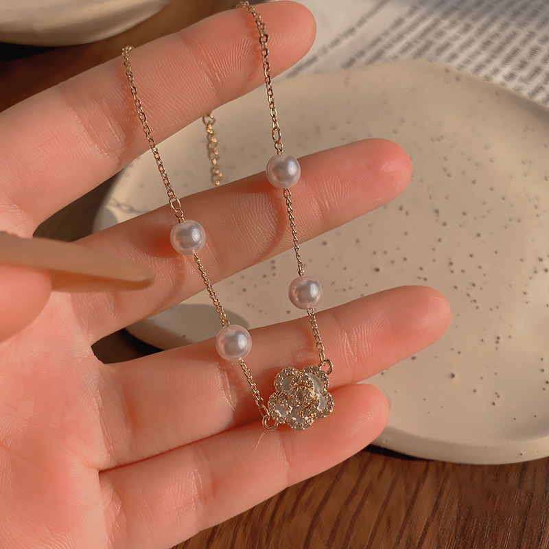 Fashion Flower Copper Pearl Inlay Zircon Bracelets 1 Piece