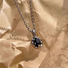 简约黑色几何椭圆项链女款小众ins复古韩版气质通勤不锈钢锁骨链