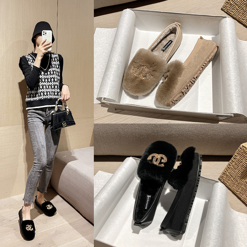 Mocasines Otoño e Invierno de las mujeres con forro polar 2023 nueva moda rhinestone hebilla Rex zapatos de piel de conejo desgaste exterior zapatos planos slip-on image 4