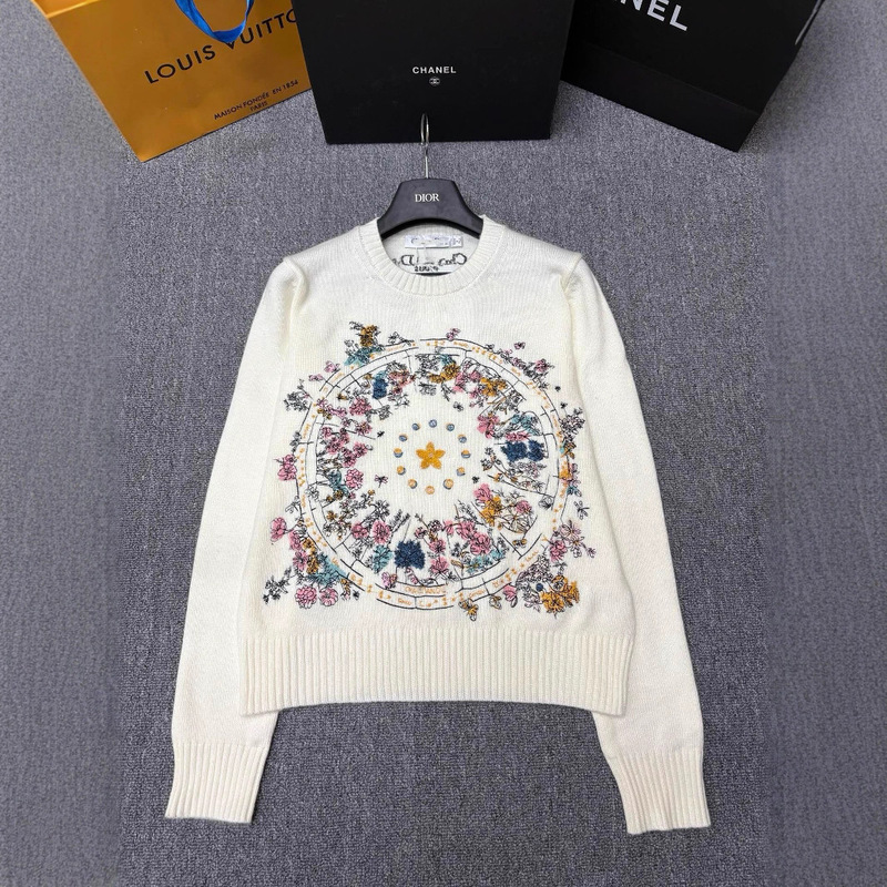 Cd Home 25 Early Autumn New Knitted Pullover Heavy Embroidery Design Fashionable Socialite Style High Luxury Beautiful Unique