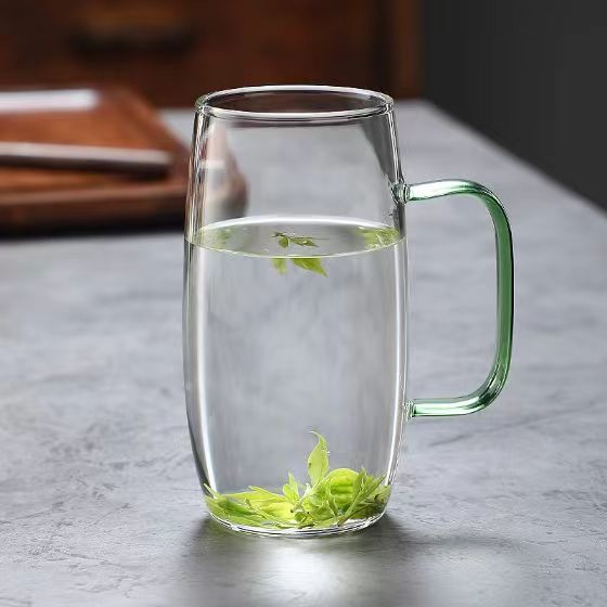 Green green tea, tea cup