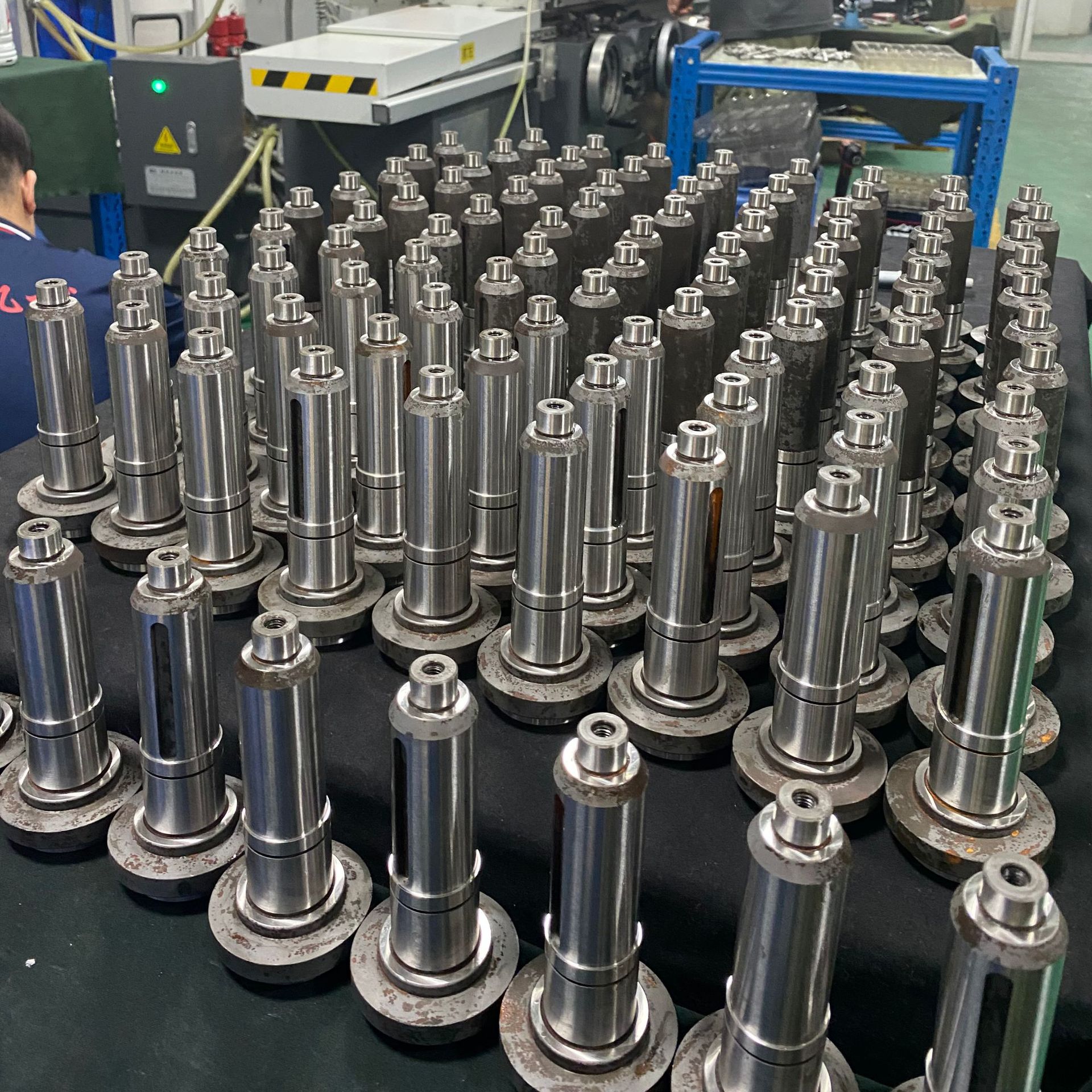 专业细长轴加工13556052905