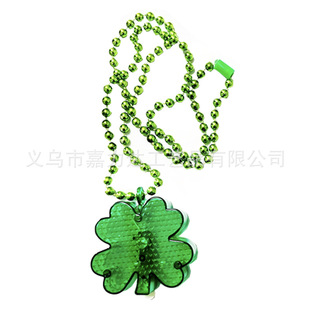2025 New Big Clover Luminous Bead Chain St. Patrick's Day Flash Green Clover Pendant