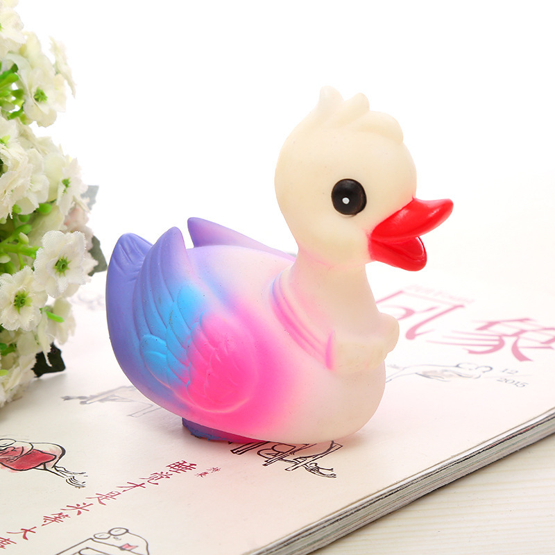 En stock venta al por mayor mascota de juguete perro de vinilo animal de juguete pato de juguete de sonido suministro directo de fábrica