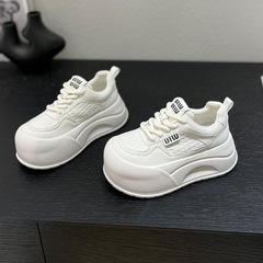 爆款厚底增高小白鞋女春秋季松糕板鞋2025百搭休闲运动面包鞋