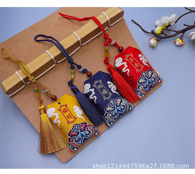 Antique car embroidery safety talisis sachet pendant carry-on lucky bag tassel sachet rearview mirror cloth bag wholesale gift