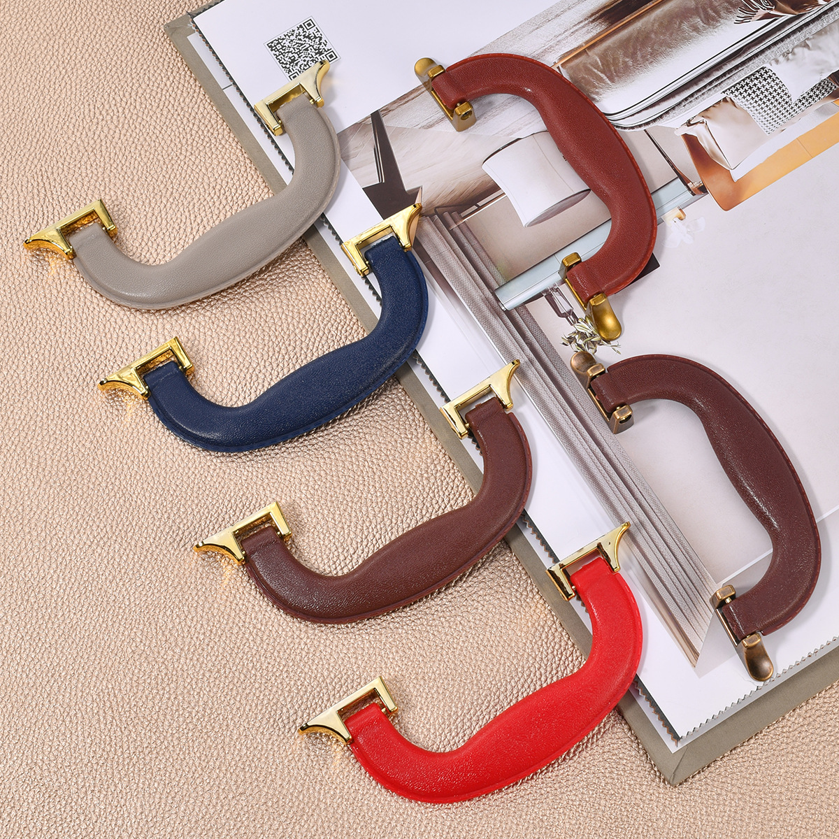 27.93g Plastic Box for Pigment Mixing and Adjusting, with Multicolor Case, Hardware Accessories, Tool Box, Plastic Handle and Pull Handle