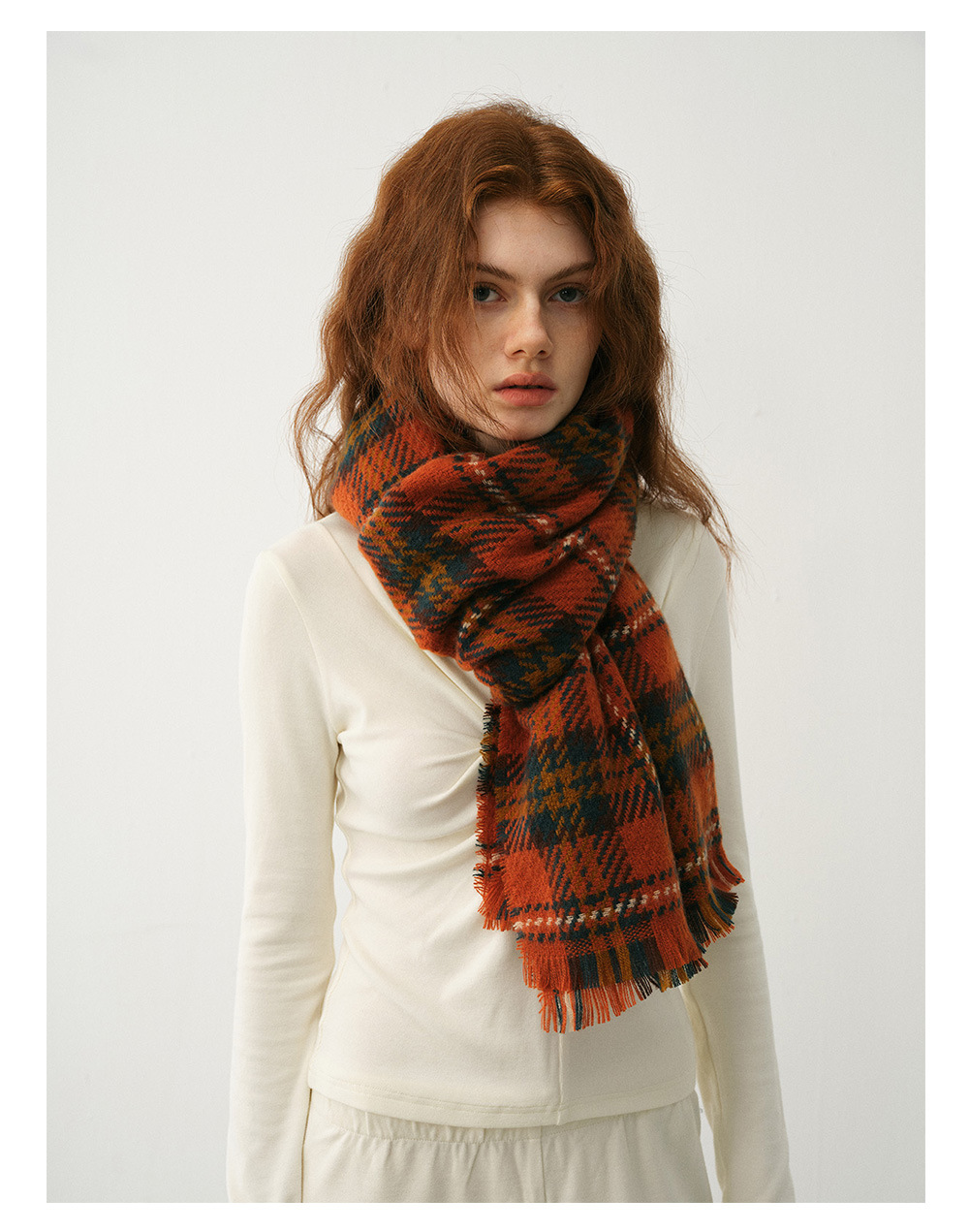 Cachecol de xadrez clássico para mulher, lenço de inverno macio_voghion.com