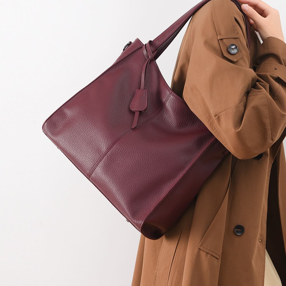 New Stylish And Simple Tote Bag, Large Capacity Soft Leather Tote Bag, Sophisticated Commuter Crossbody Bag For Women._voghion.com